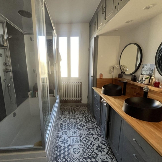  Annonces LUNEL : Immeuble | AIGUES-VIVES (30670) | 270 m2 | 525 000 € 