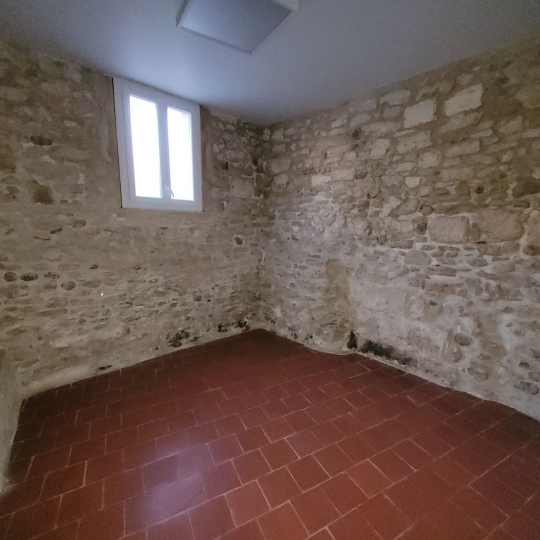  Annonces LUNEL : Local / Bureau | SAINT-AUNES (34130) | 85 m2 | 1 000 € 