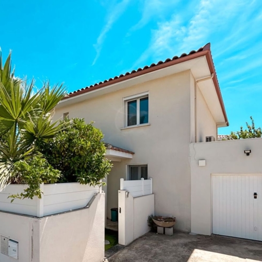  Annonces LUNEL : House | VENDARGUES (34740) | 165 m2 | 529 000 € 