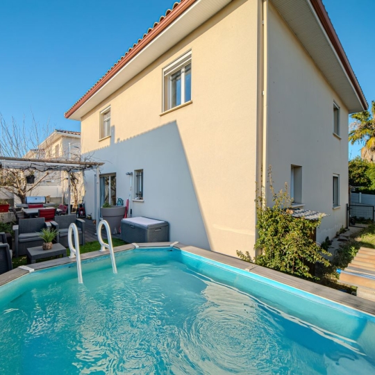  Annonces LUNEL : House | VENDARGUES (34740) | 165 m2 | 529 000 € 