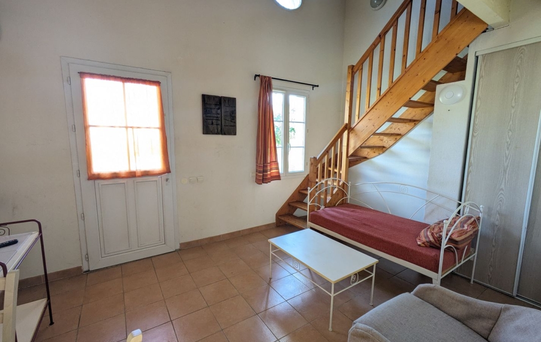 Annonces LUNEL : Maison / Villa | GALLARGUES-LE-MONTUEUX (30660) | 35 m2 | 76 000 € 