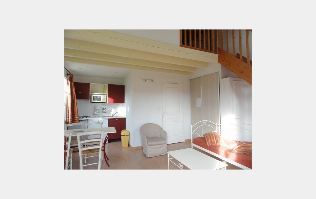 Annonces LUNEL : Maison / Villa | GALLARGUES-LE-MONTUEUX (30660) | 35 m2 | 76 000 € 