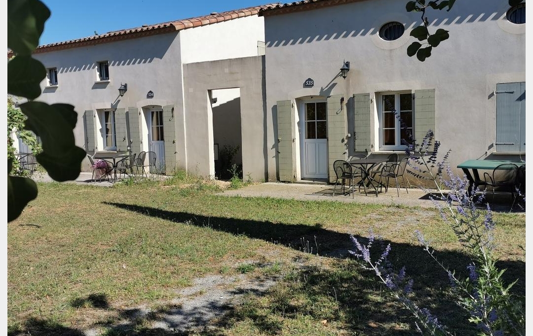 Annonces LUNEL : Maison / Villa | GALLARGUES-LE-MONTUEUX (30660) | 35 m2 | 76 000 € 